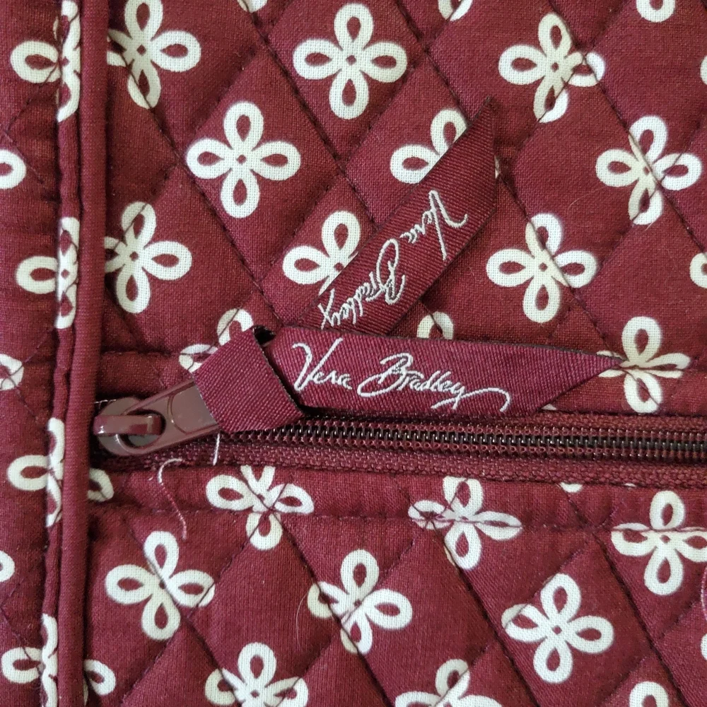 Vera Bradley Tote - Picture 3 of 9